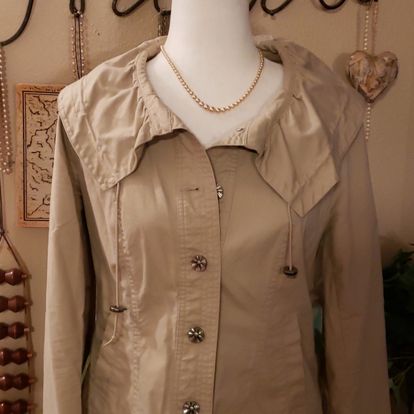 Tribal Tan Jacket Size Small - Picture 2 of 5